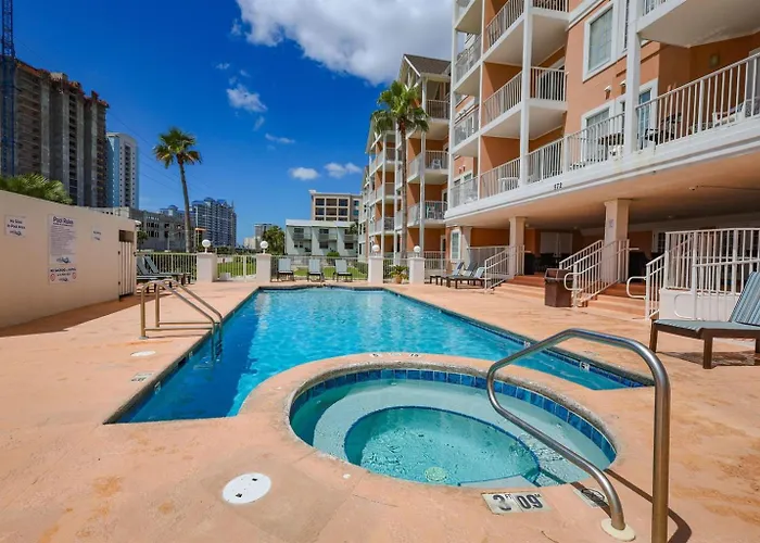 The East Classic Ground Floor Convenience Apartment